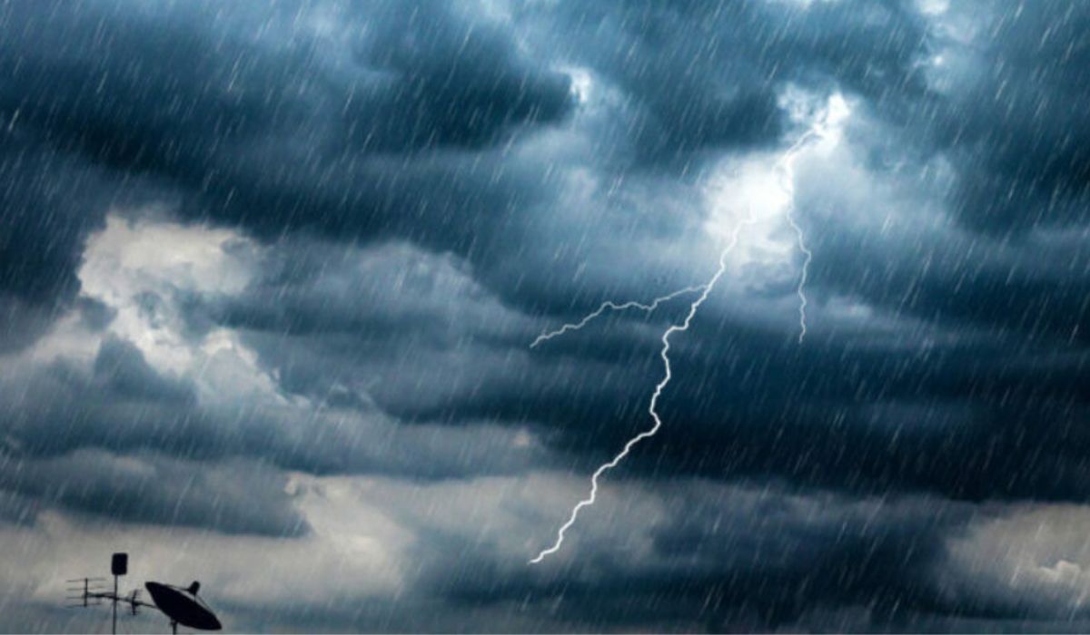 Meteorology department warns of thundery rain, strong wind